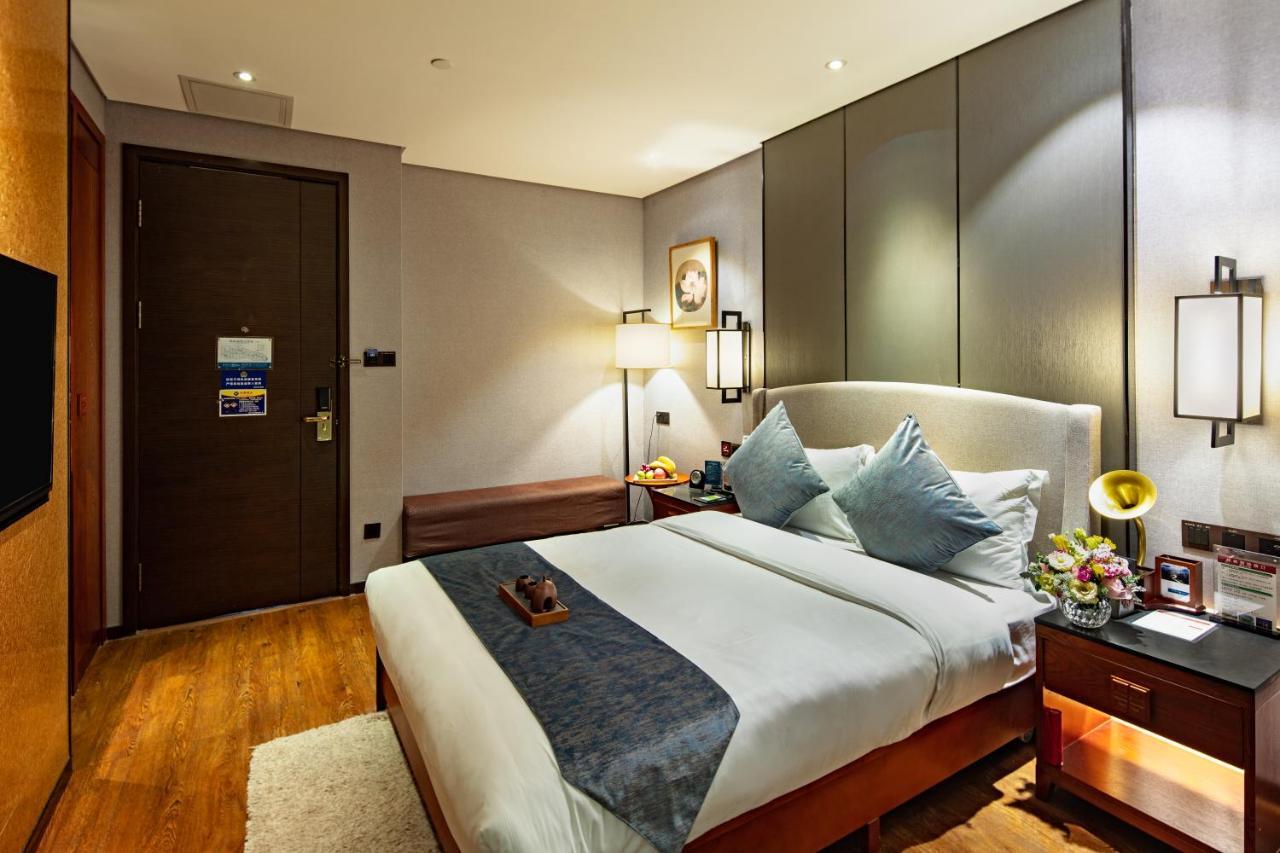 Guilin Elephant Trunk Hill Hotel Exterior photo