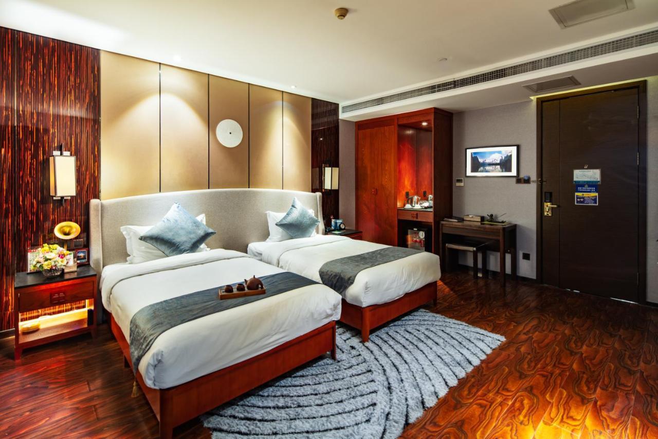 Guilin Elephant Trunk Hill Hotel Exterior photo