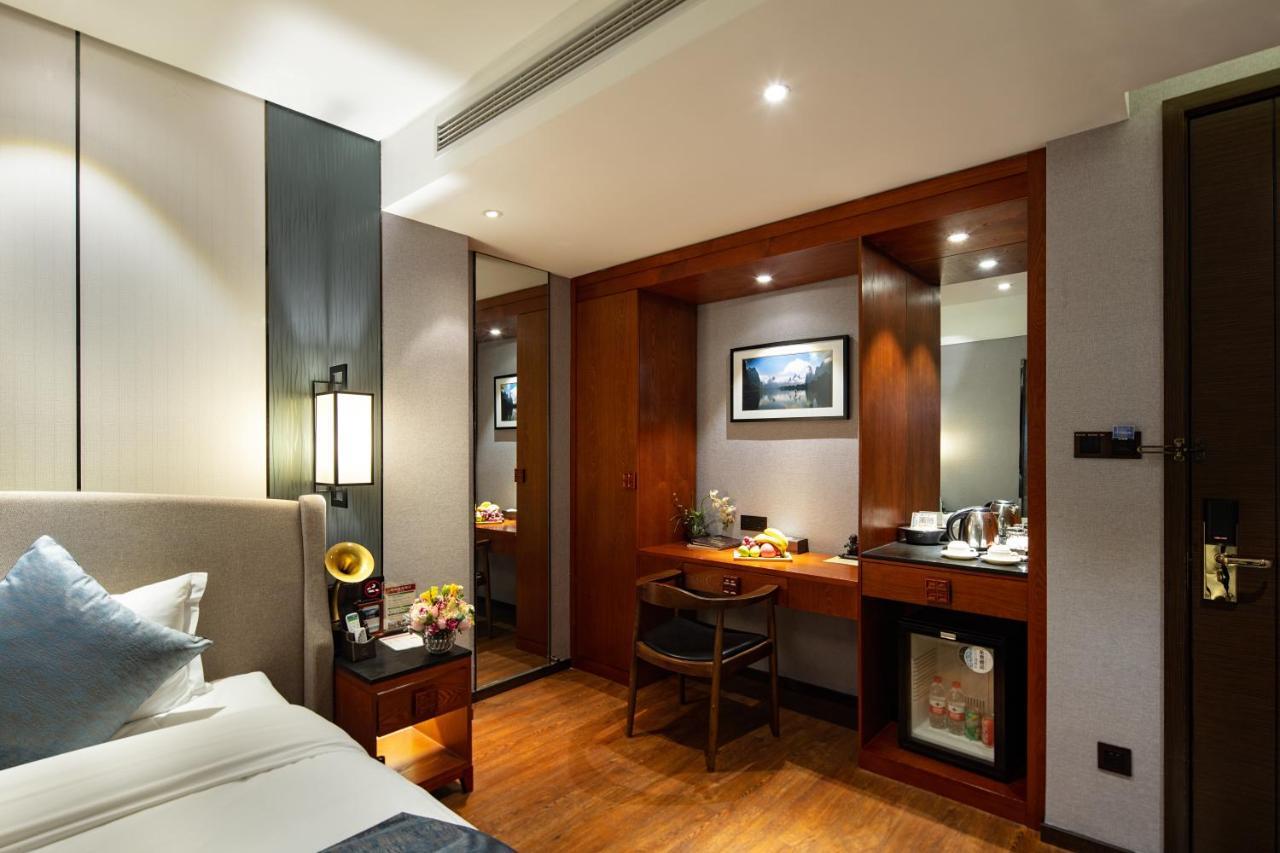 Guilin Elephant Trunk Hill Hotel Exterior photo